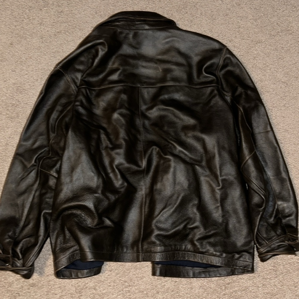 Leather Jacket - Picture 4 of 7